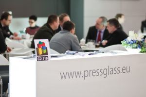 PRESS GLASS BAU 2013